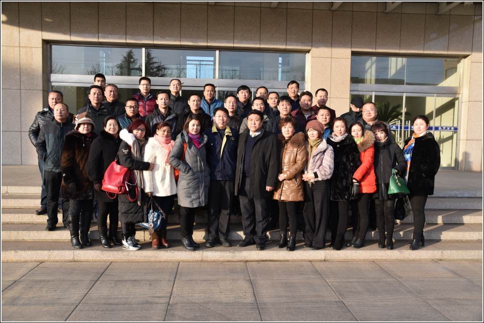 新疆考察团莅临威力集团参观(图11) 新疆考察团莅临威力集团参观(图11)