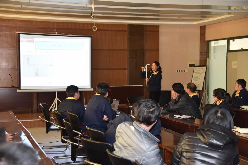 业务培训会内部_12.JPG 威力工具集团开展多项业务培训(图7)