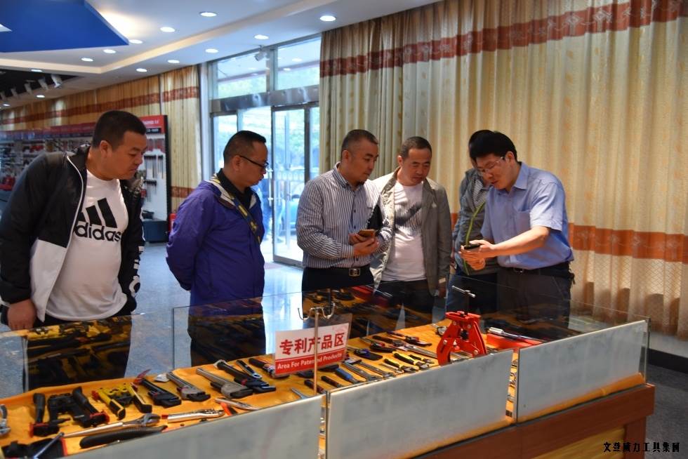 甘肃青海参观_08.JPG 甘肃、青海优秀经销商莅临威力集团参观考察(图8)