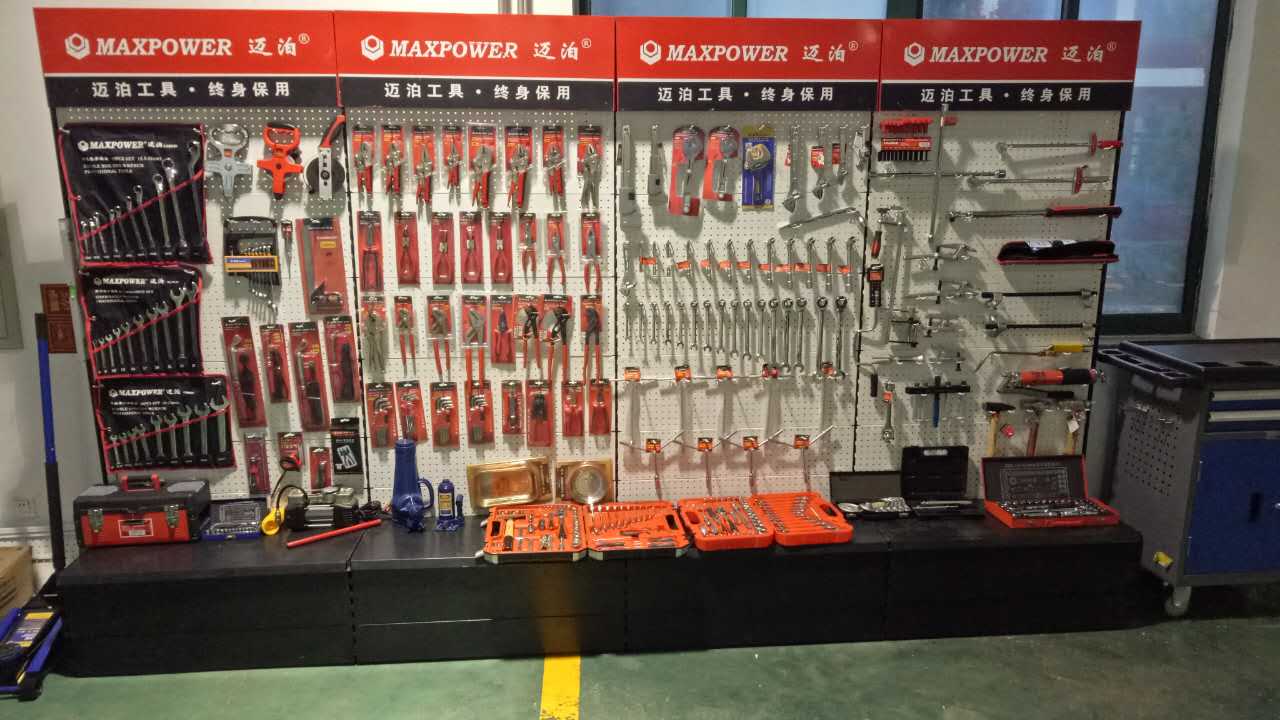 汽车大赛3.jpg 威力工具助力第二届全国汽车诊断师大赛(威海赛区)(图2)