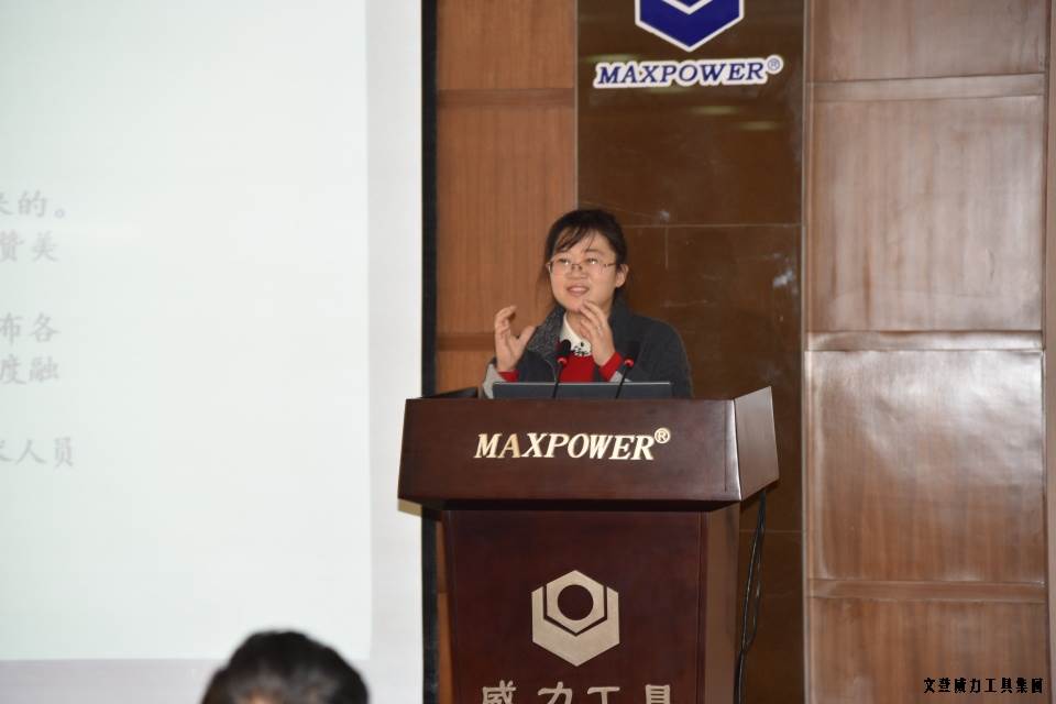 山东网记者采访团_19.JPG “工匠精神 山东制造”全媒体采访团莅临威力工具(图16)
