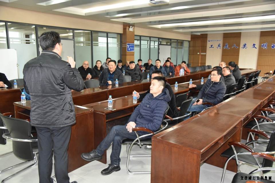 济南信之盟参观_02.JPG 济南汽配协会一行莅临威力集团参观(图2)