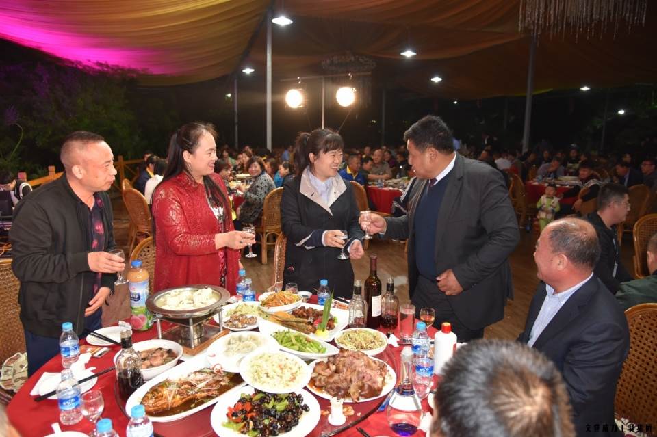 答谢酒会_18.JPG “精诚合作,共创辉煌”威力工具第六届全国优秀经销商大会圆满落幕(图45)