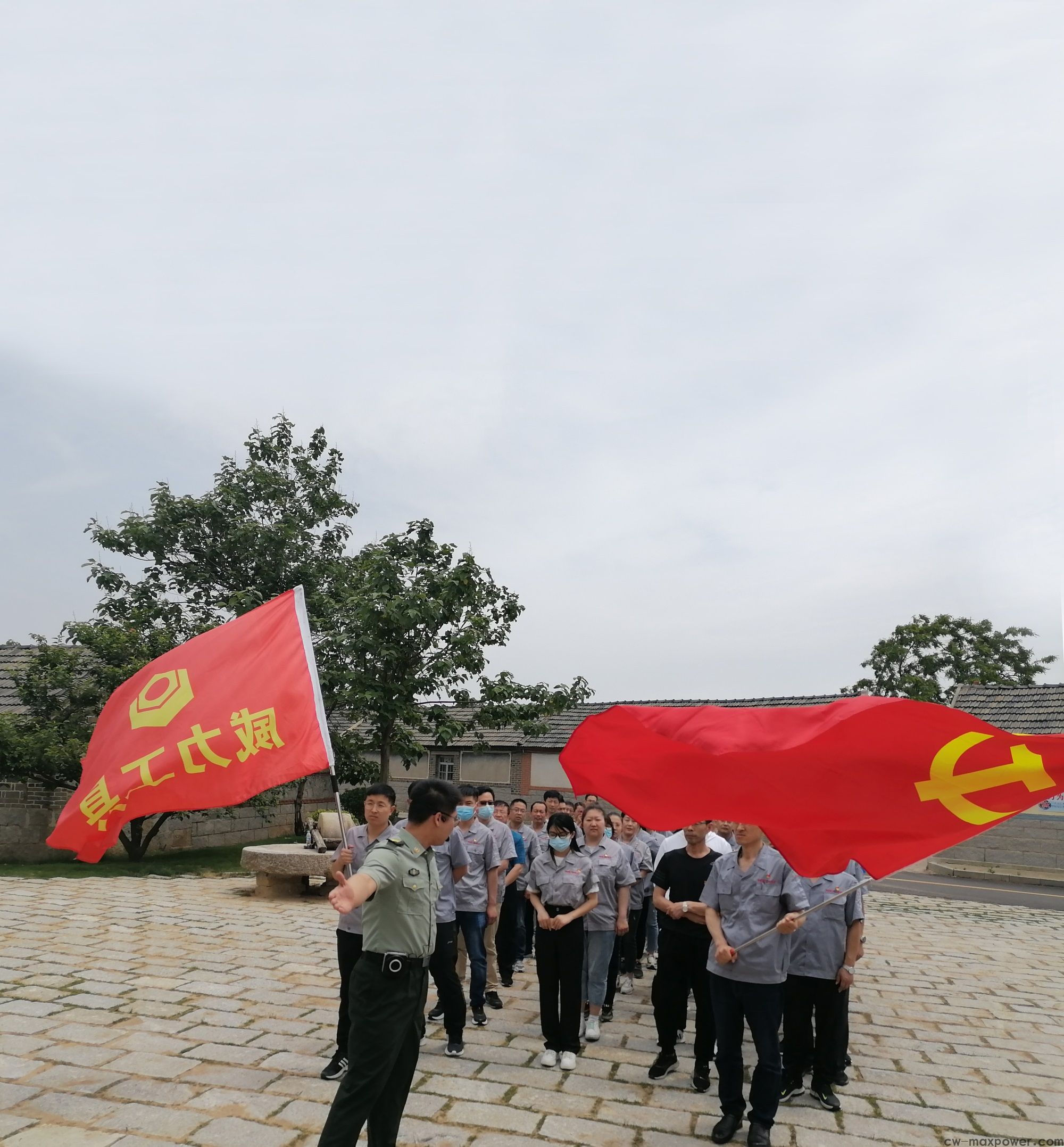 传承红色基因 威力集团党委开展红色主题党建活动(图15) 传承红色基因 威力集团党委开展红色主题党建活动(图15)